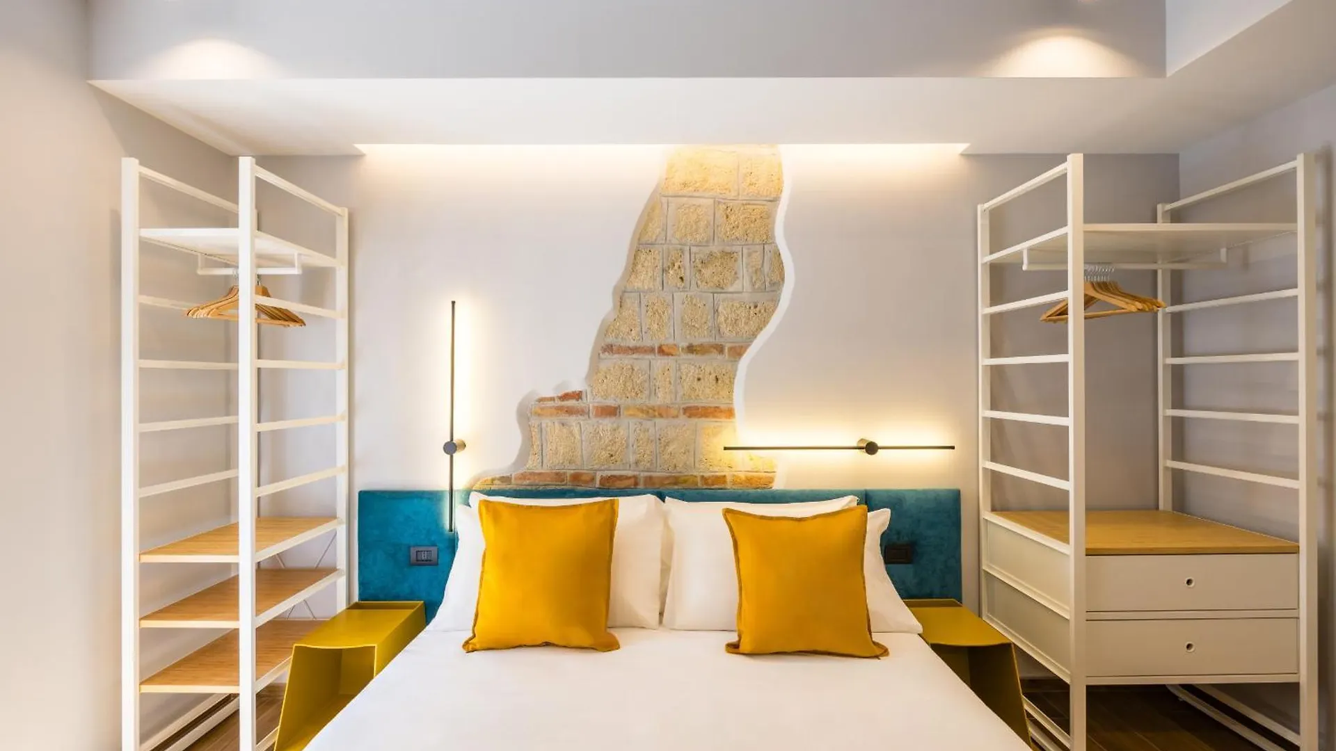 Tribunali Trendy Accommodations By Wonderful Italy Naples
